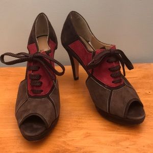 Vaneli suede lace-up pumps